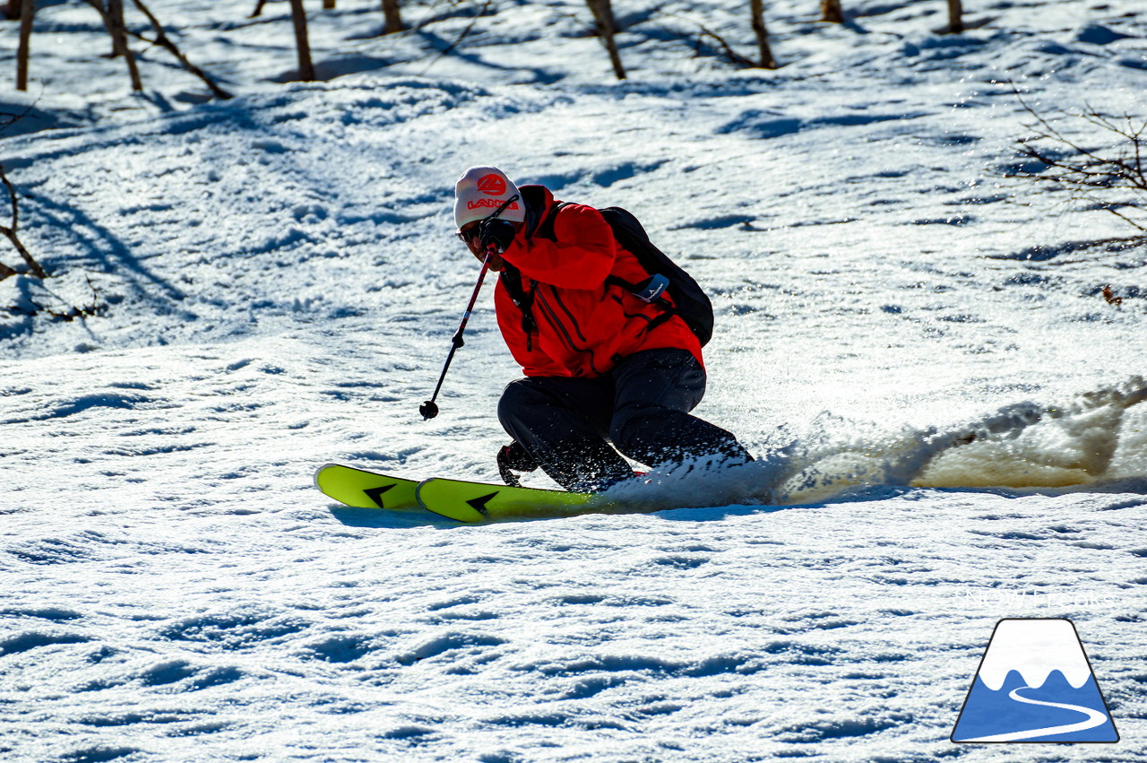 ニセコグラン・ヒラフ DYNASTAR SKI TEST RIDE DAYS Photo Session!!最高の天気に恵まれたニセコに、最高の仲間たちが集まりました☆